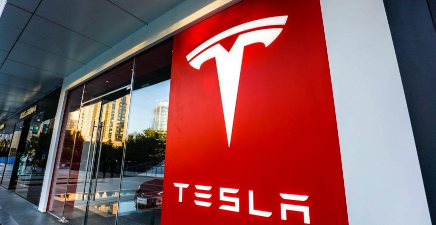 Tesla объявила о масштабном отзыве автомобилей в Китае. В чем причина